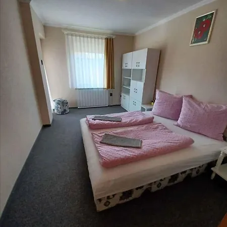 In Balatonboglar/balaton 18180 Apartment *