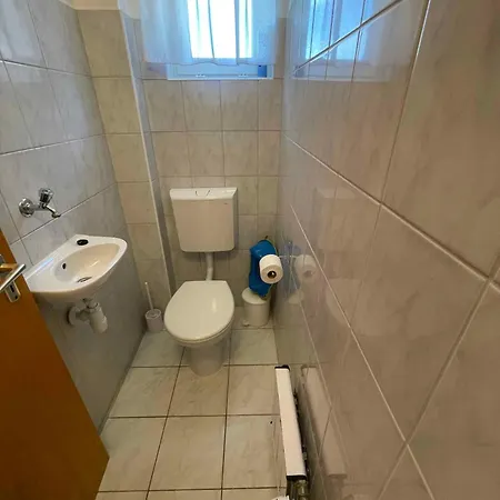 In - Balaton 18180 * Balatonboglár