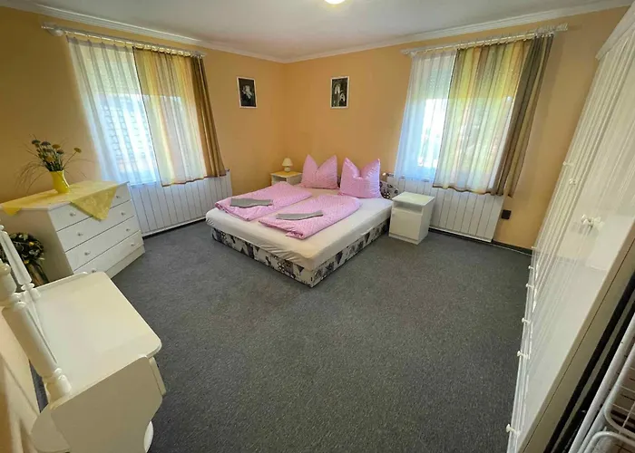 In - Balaton 18180 Balatonboglár