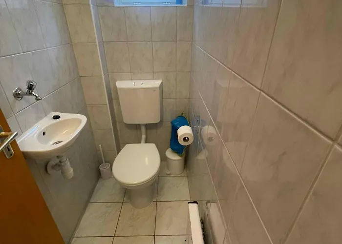 In - Balaton 18180 * Balatonboglár