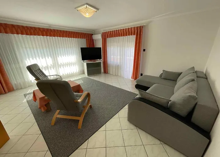 Appartement In - Balaton 18180